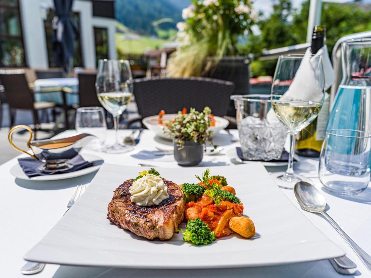 Happy Stubai Hotell Neustift im Stubaital Eksteriør bilde